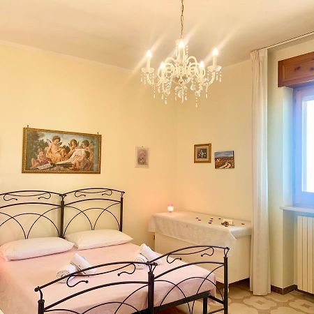 Bed & Breakfast Acquamarina Castro  エクステリア 写真