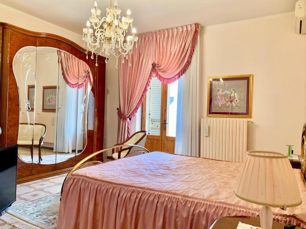 Bed & Breakfast Acquamarina Castro  エクステリア 写真