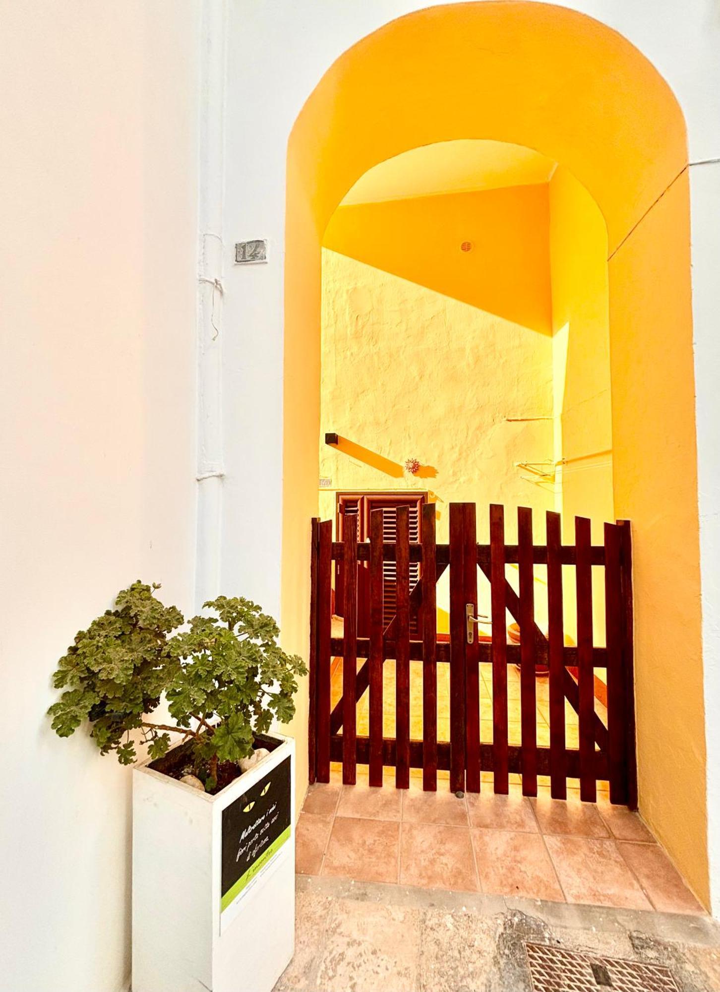 Bed & Breakfast Acquamarina Castro  エクステリア 写真