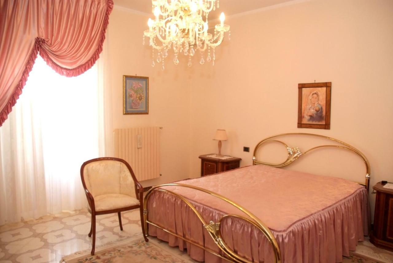 Bed & Breakfast Acquamarina Castro  エクステリア 写真